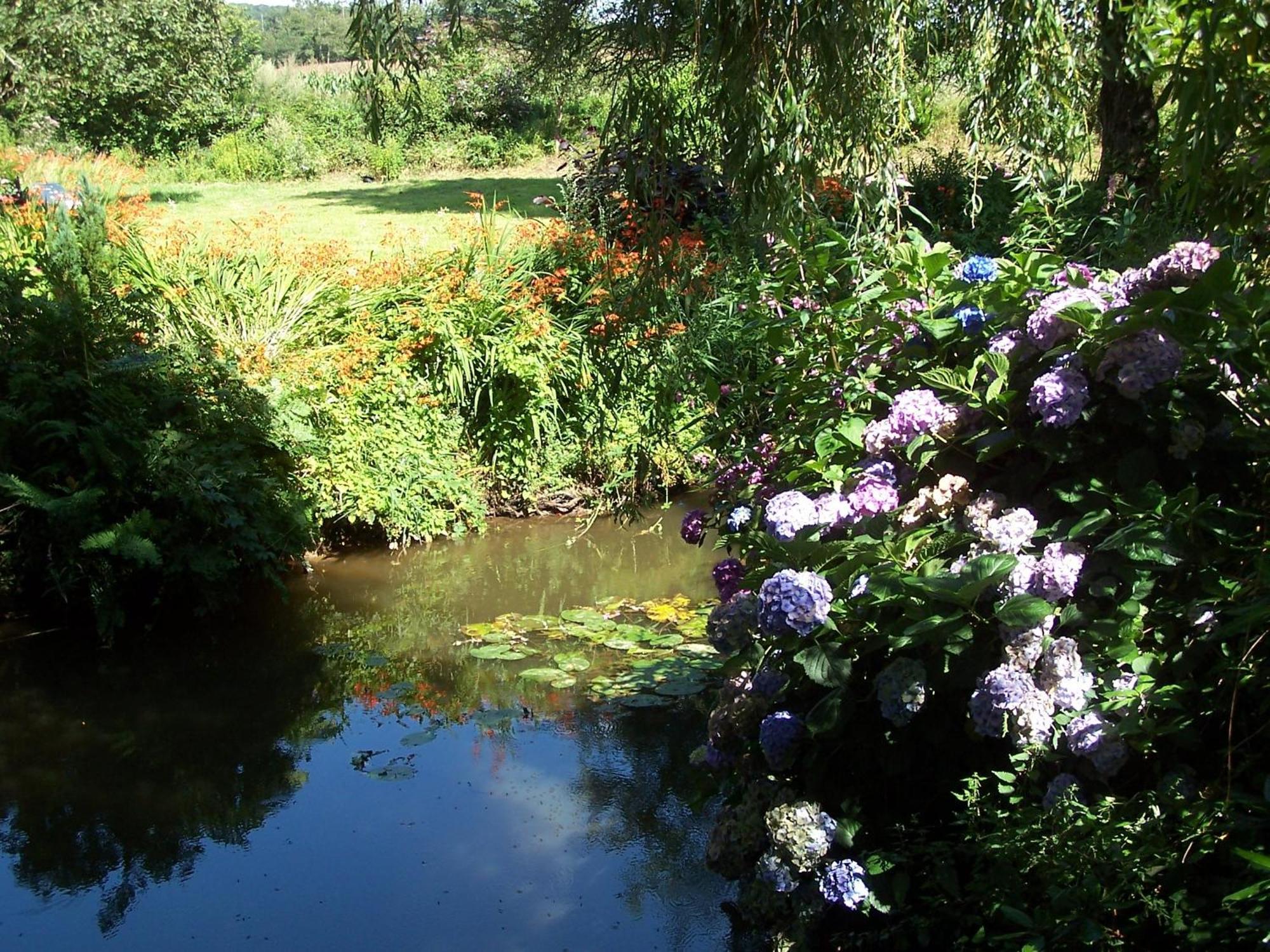 Le Moulin Du Bignon Bed and Breakfast Lassy Exterior foto